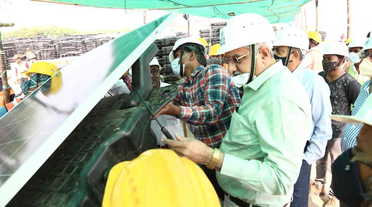 NTPC Director visits Ramagundam plant