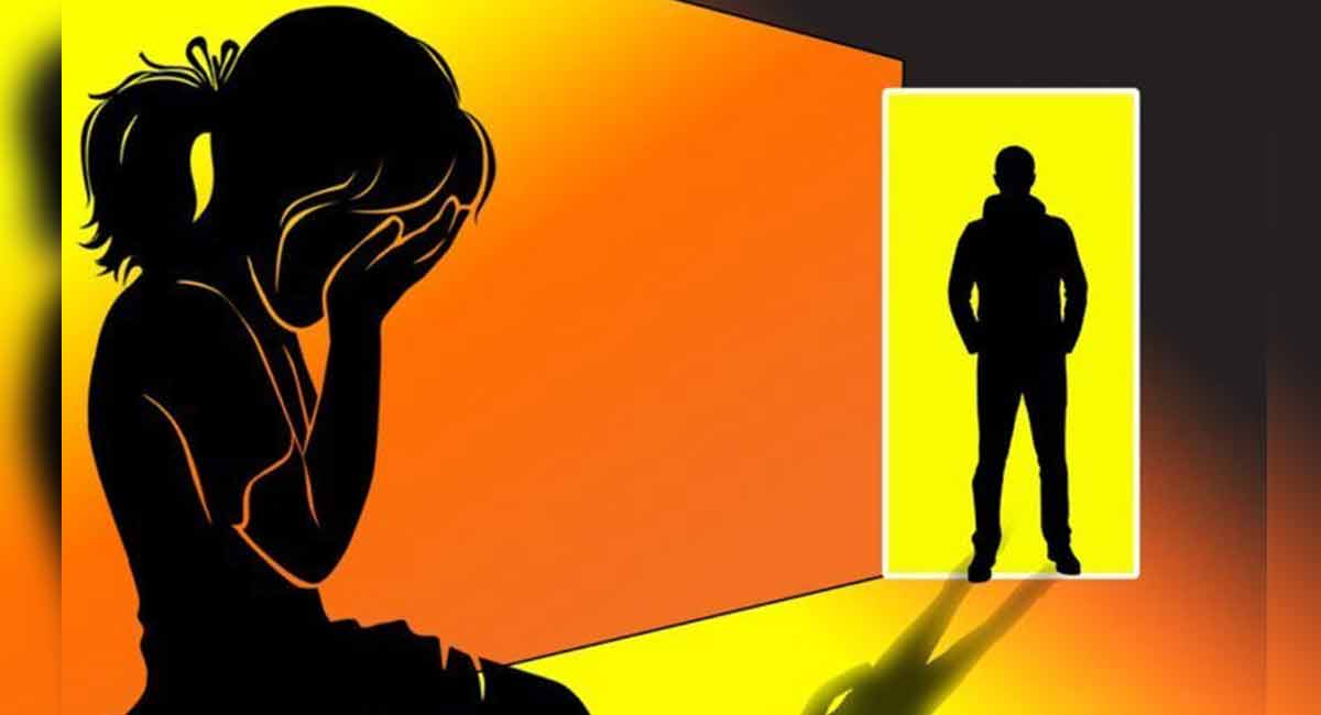 Hyderabad: Minor girl sexually assaulted by principal for not wearing mask