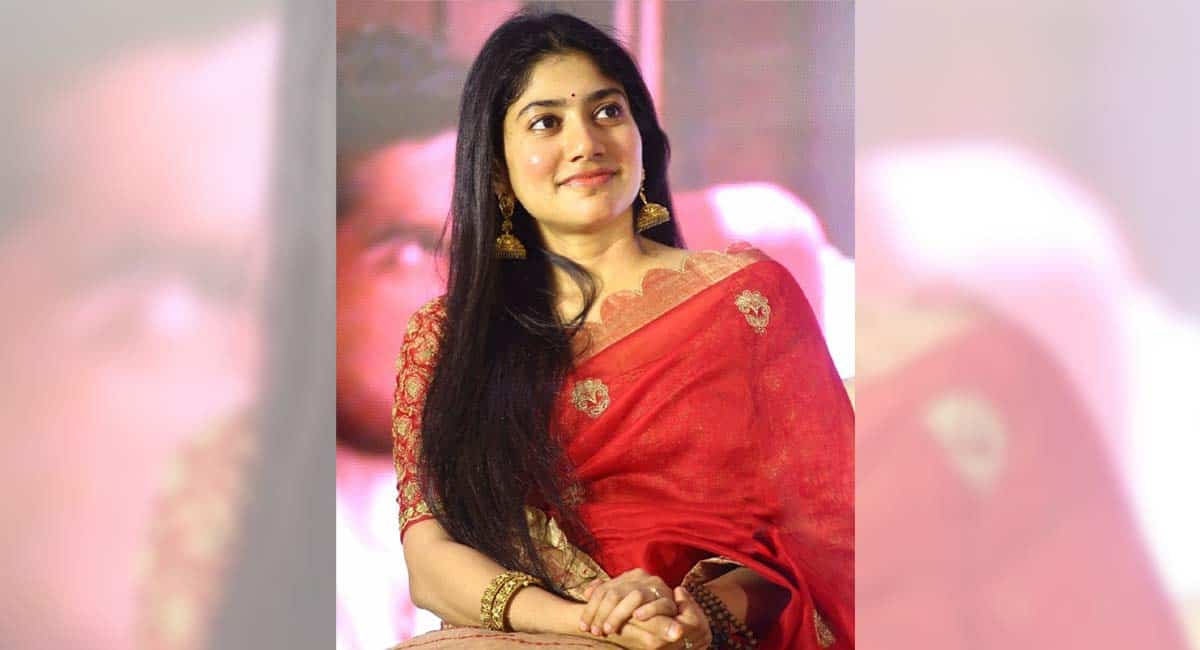 Sai Pallavi secretly watches ‘Shyam Singha Roy’ in theatre wearing ‘burqa’