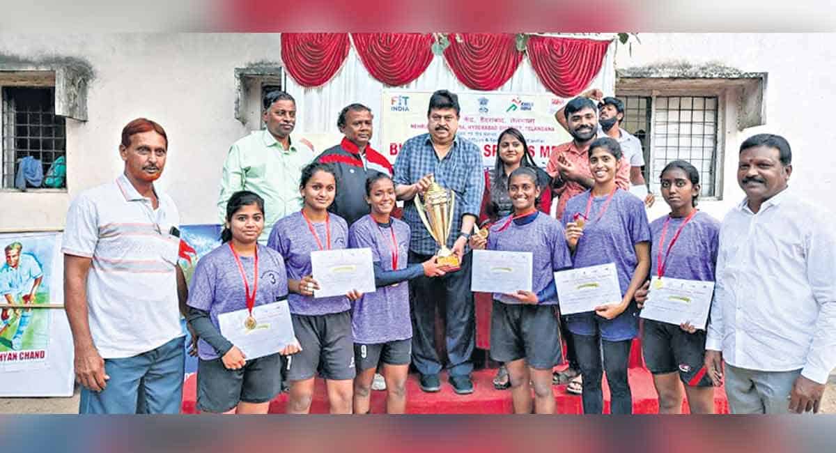 St Francis emerge champions of Nehru Yuva Kendra sports meet