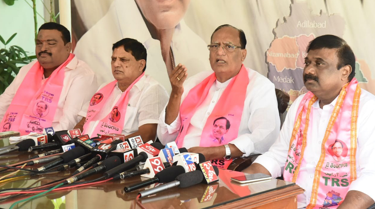 Centre responsible for hardships faced by farmers: Gutha Sukender