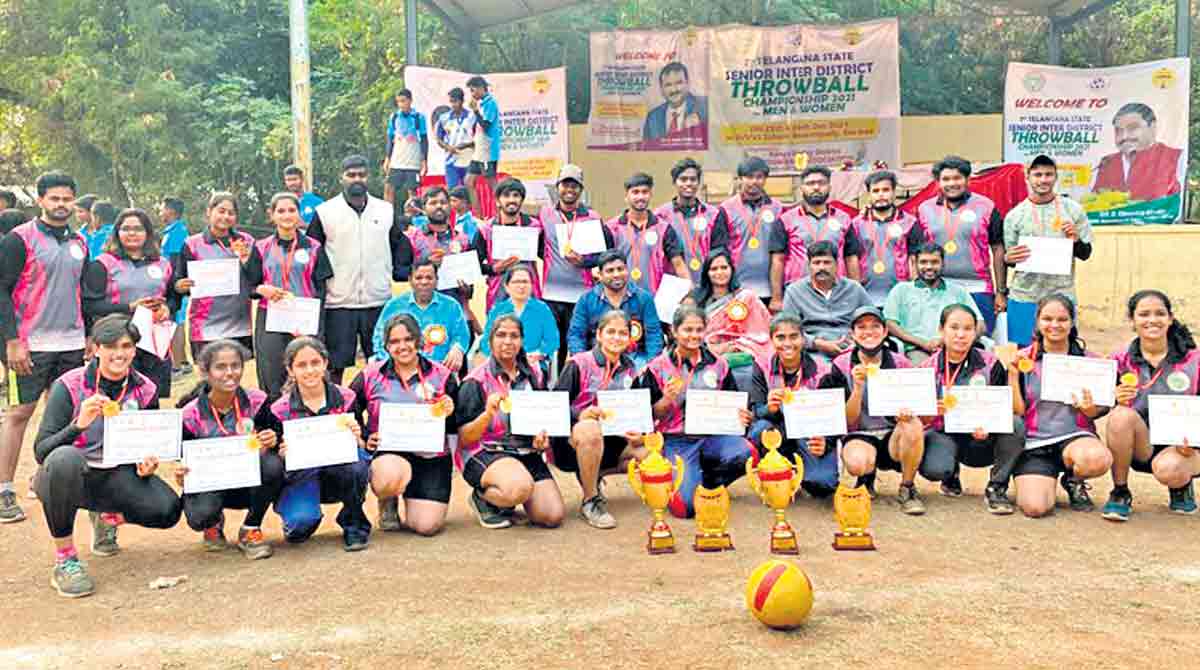 Double delight for Hyderabad at Inter-district Throwball Championship