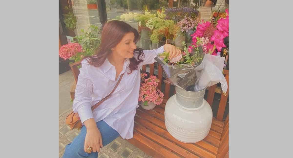 Twinkle Khanna pays tribute to Rajesh Khanna on birth anniversary