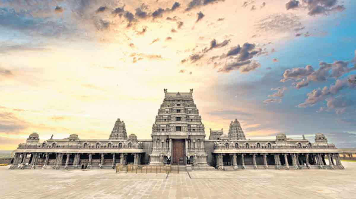 ‘Vimana Gopuram’ works pick pace