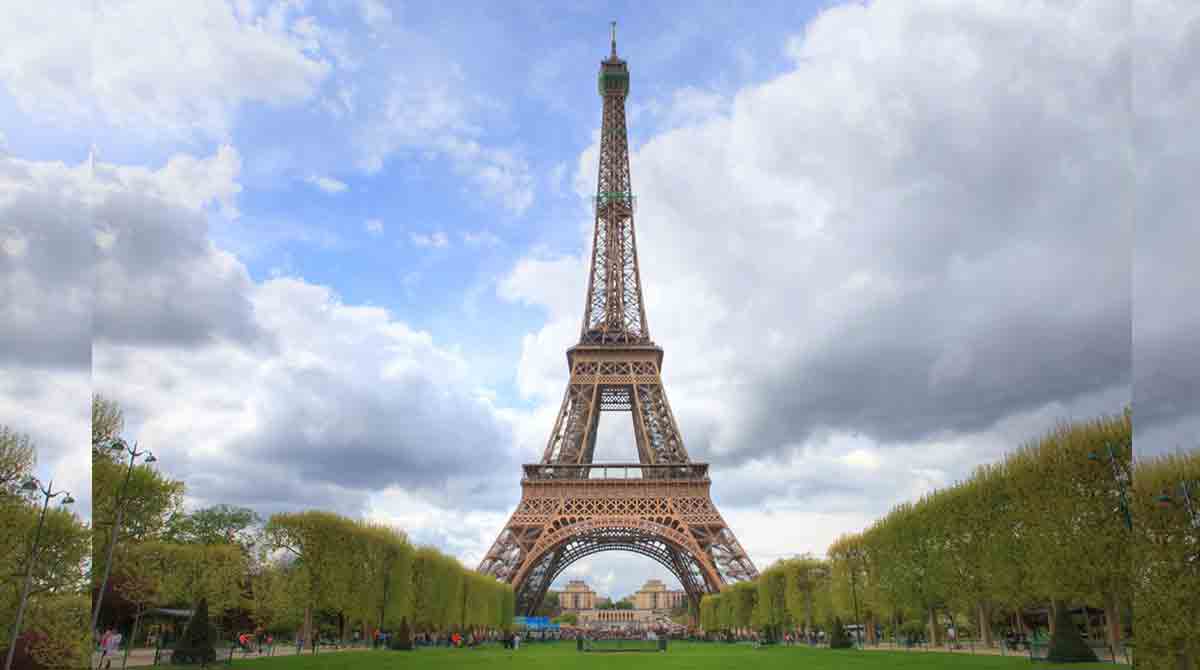 Paris cancels New Year fireworks to limit spread of COVID-19