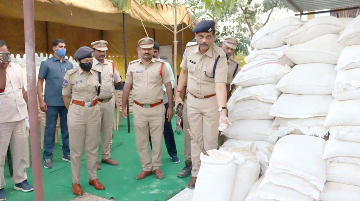 Suryapet Police seized 160 quintals of adulterated fish feed, four arrested