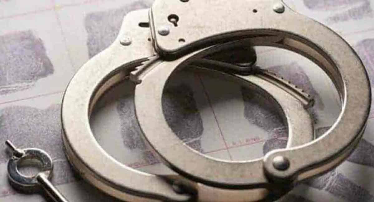 Maha: Man steals motorcycles to fund expenses for outings with wife