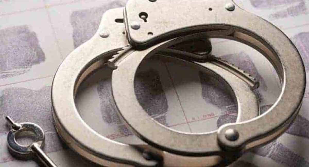 Kerala youth trying to fly to UK on fake documents held in Karnataka