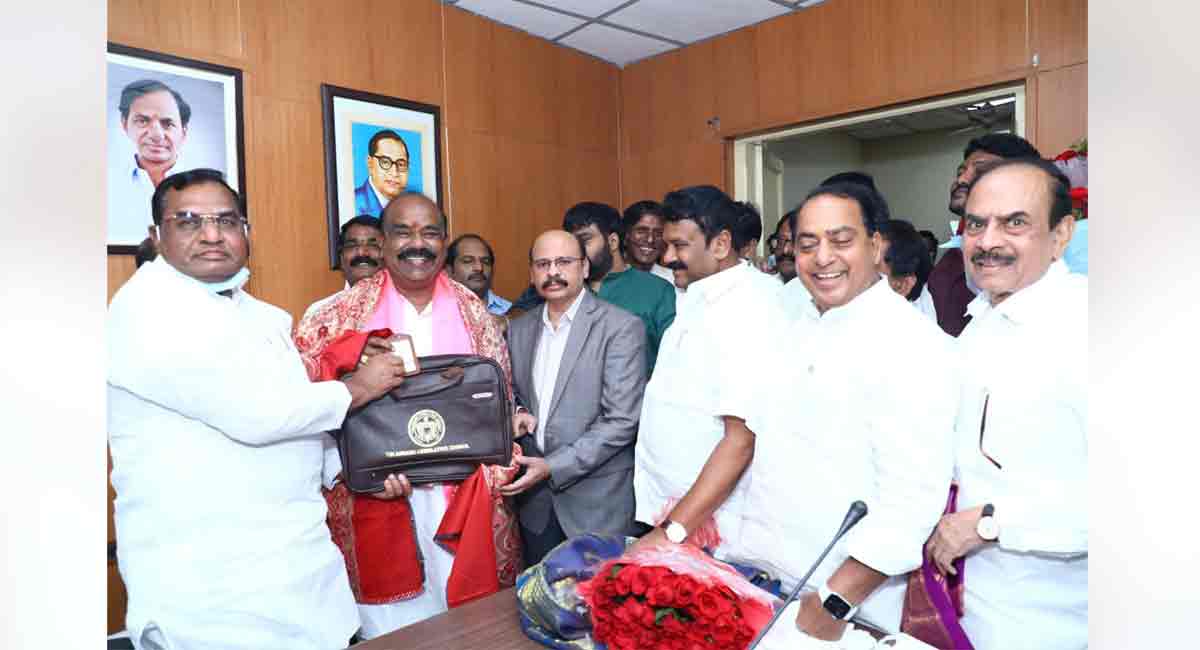 Telangana: Madhusudhana Chary takes oath as MLC