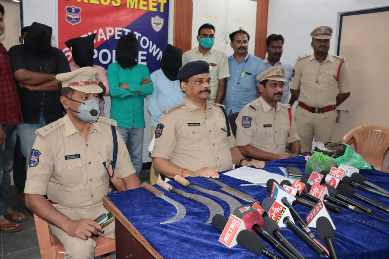 Suryapet: Cops foil murder bid on ZPTC member, arrest four