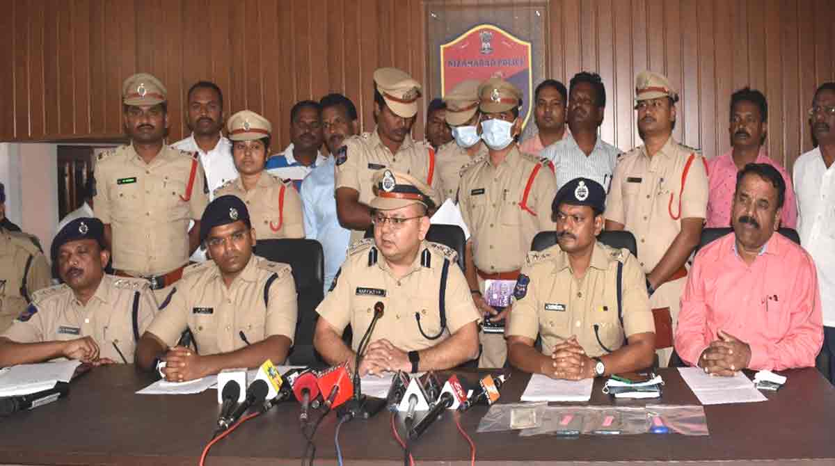 Nizamabad triple murder case solved, teenager held