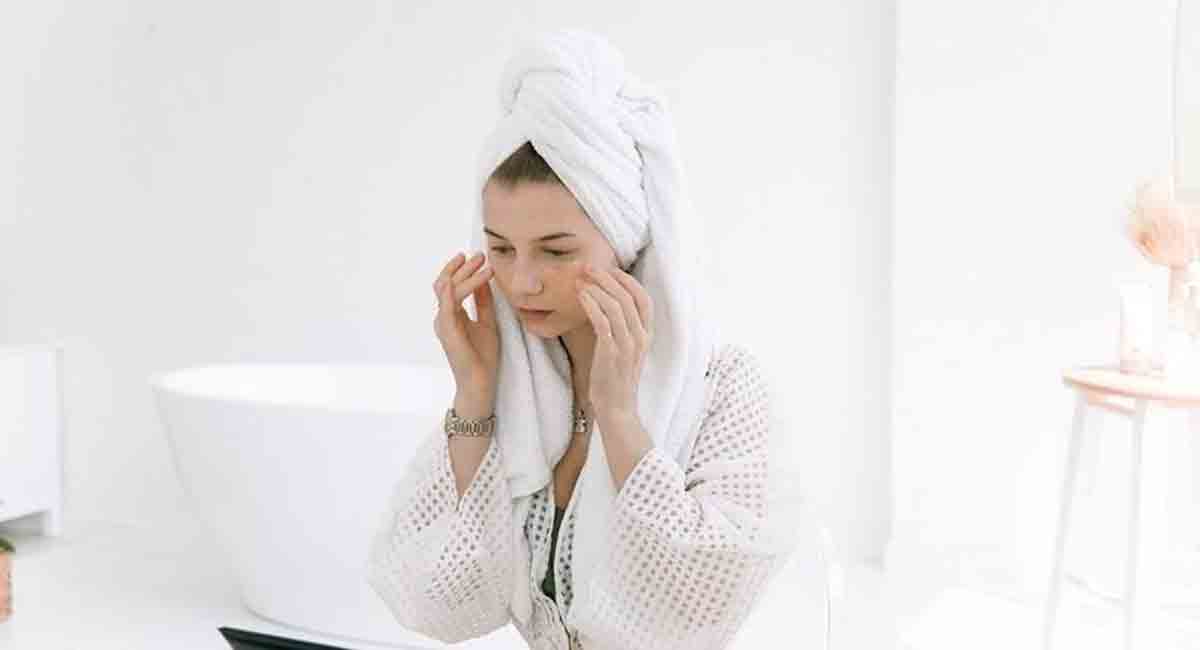 Expert tips to protect your hair and skin in winter