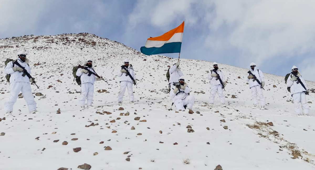 73rd R-Day: ITBP troops unfurl national flag at 15,000 feet in Ladakh