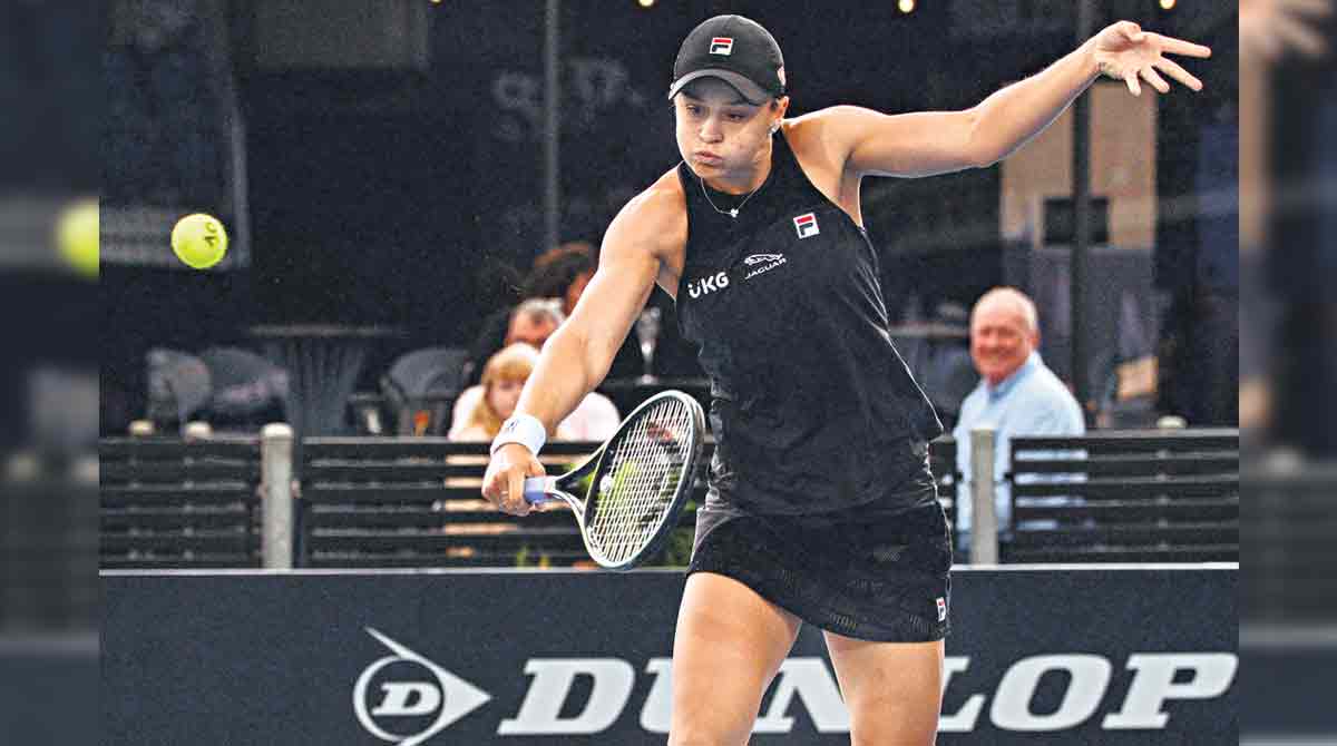 Barty advances to semis of Adelaide International