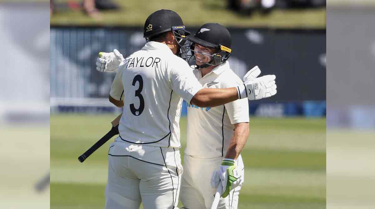 BAN vs NZ: Latham, Boult shine as New Zealand dominate