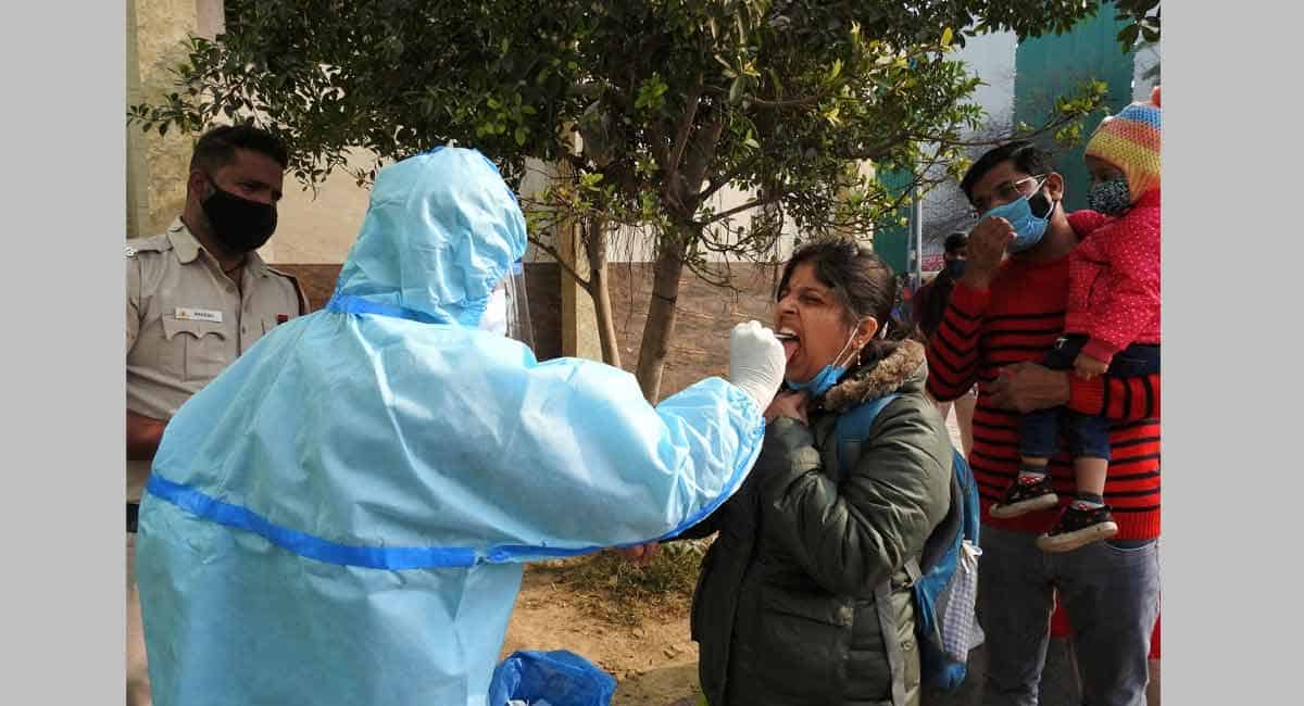 India reports 27,553 new Covid-19 cases