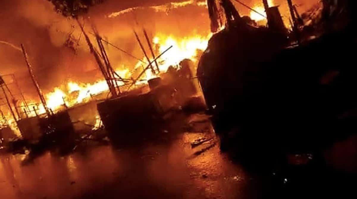 Delhi: Fire breaks out at Lajpat Rai market in Chandni Chowk