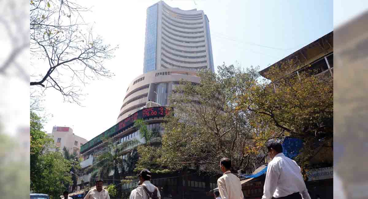 Global Woes: FIIs’ pumped out $13.5 billion from Indian equity market