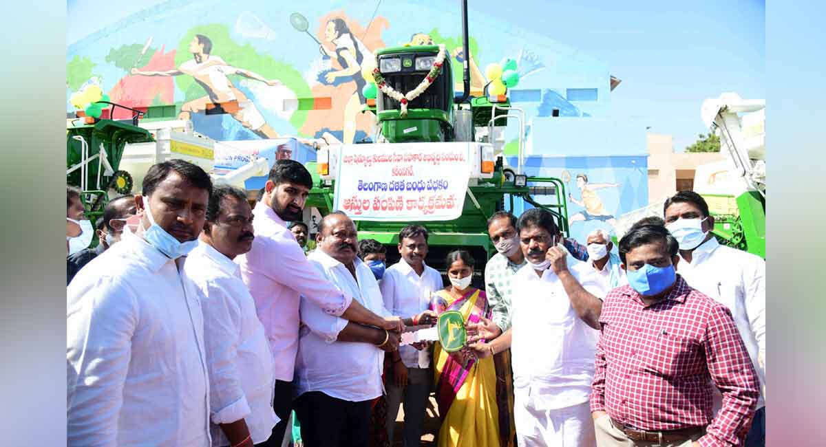 Dalit bandhu aims for comprehensive growth of dalits: Gangula Kamalakar 