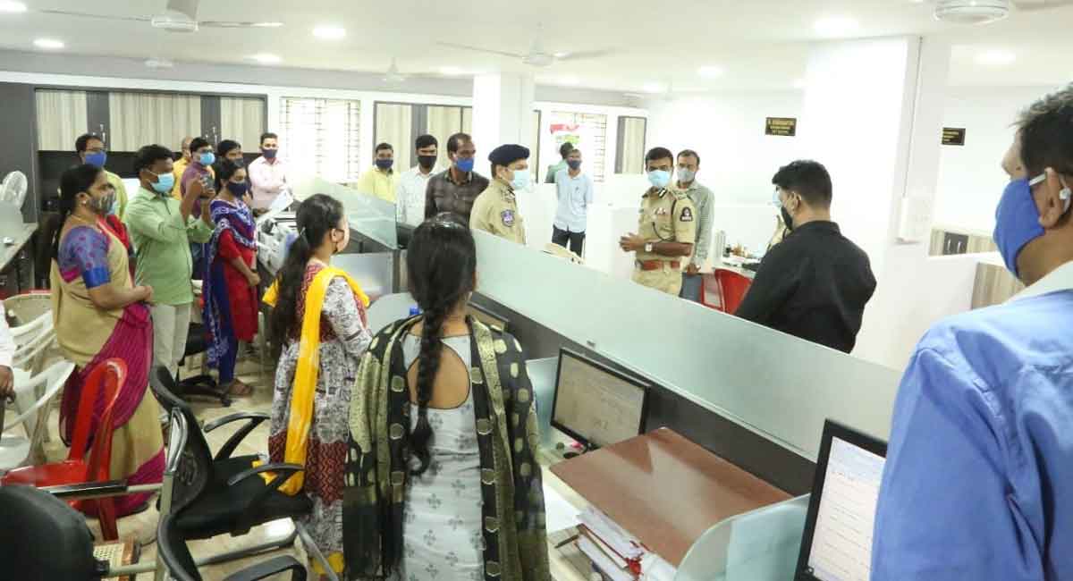 Hyderabad CP inspects office building in view of Omicron spread