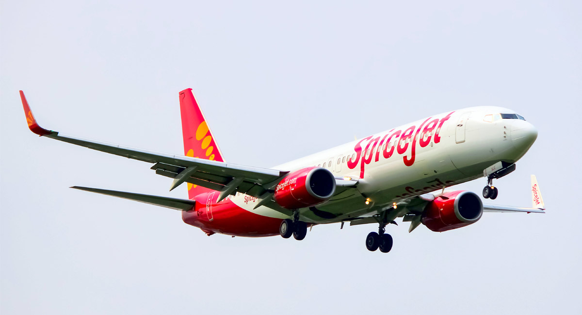Hyderabad-Tirupati SpiceJet flight hit by bad weather