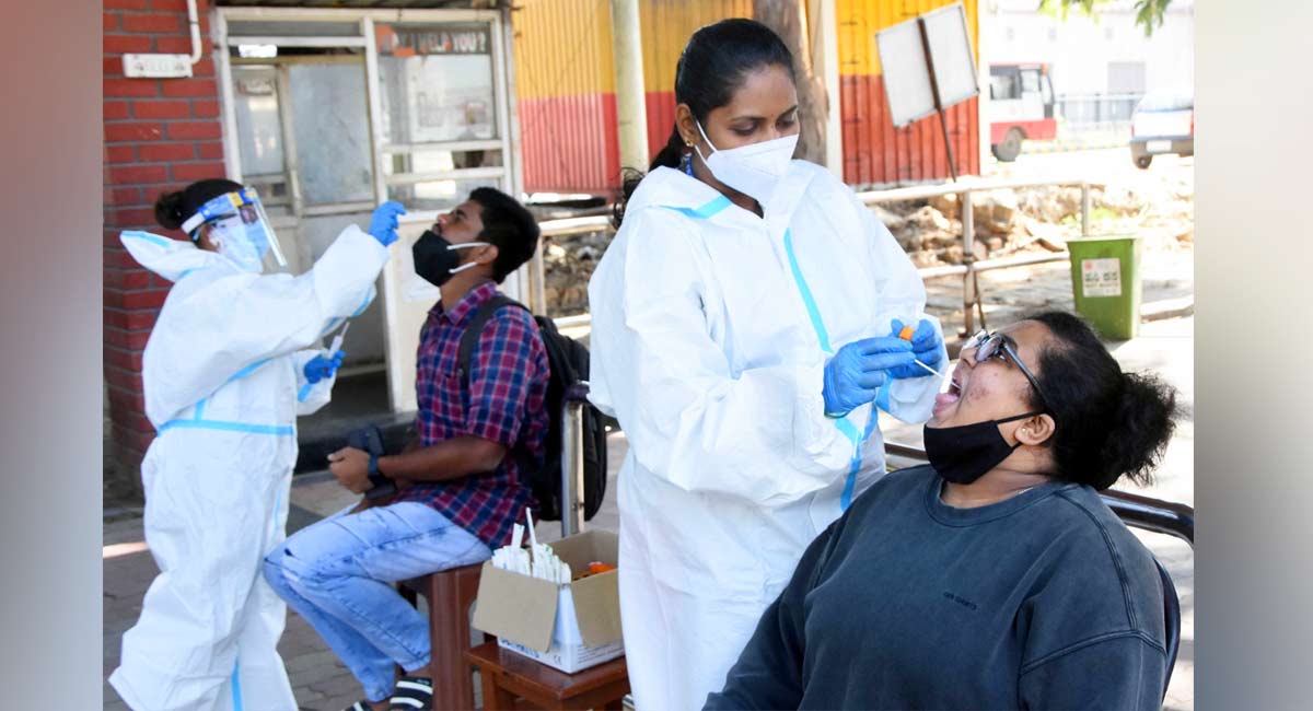 India logs 2,86,384 new COVID-19 cases in last 24 hours