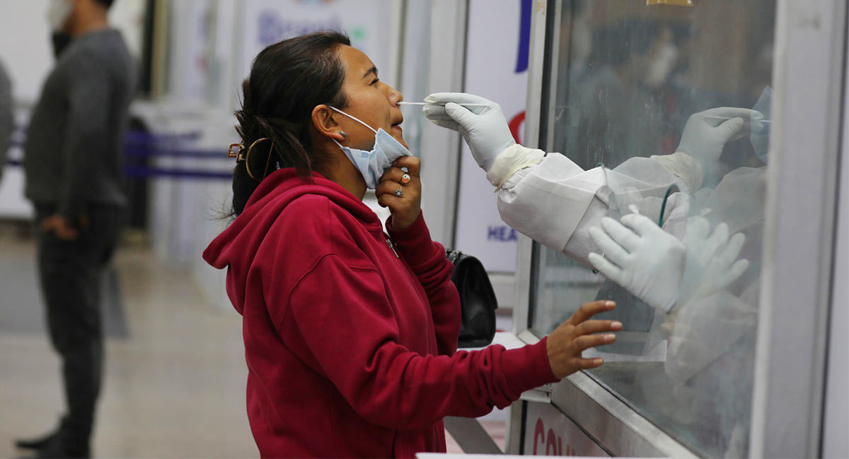 India reports 1,41,986 new COVID cases, Omicron tally reaches 3,071