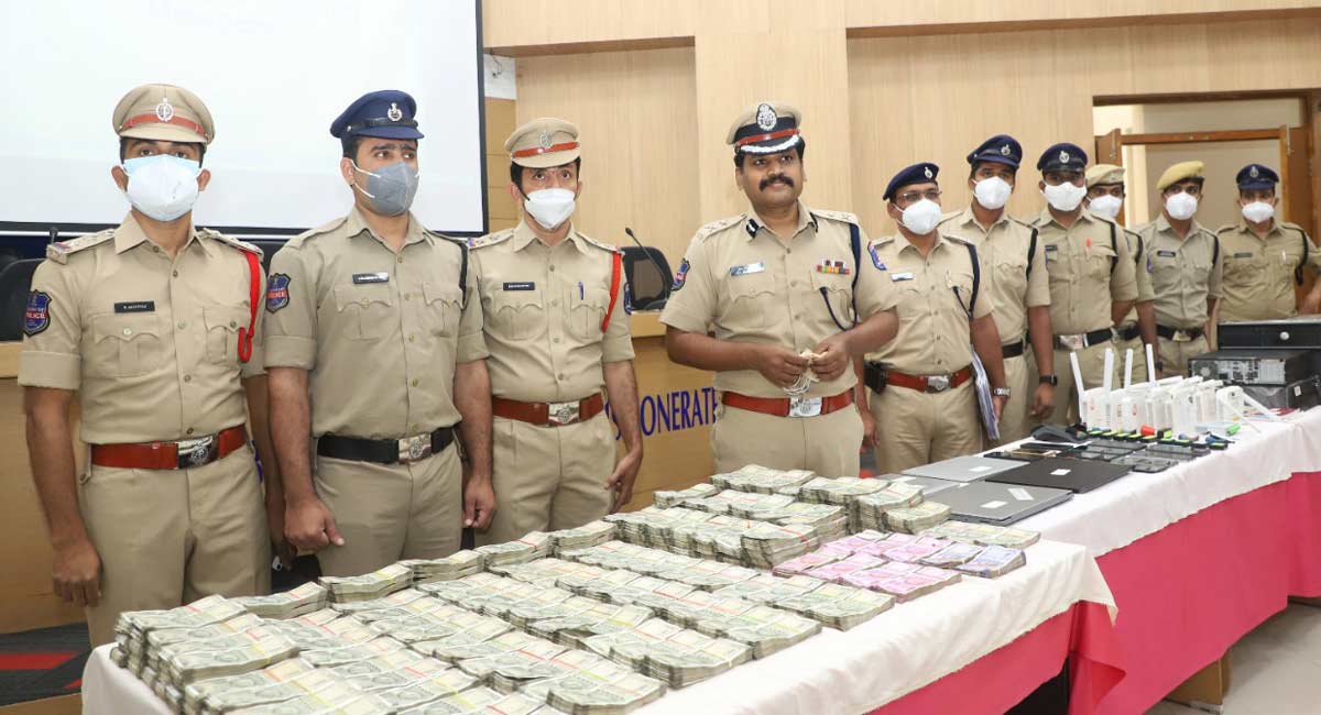International credit card fraudster gang nabbed by Cyberabad cops