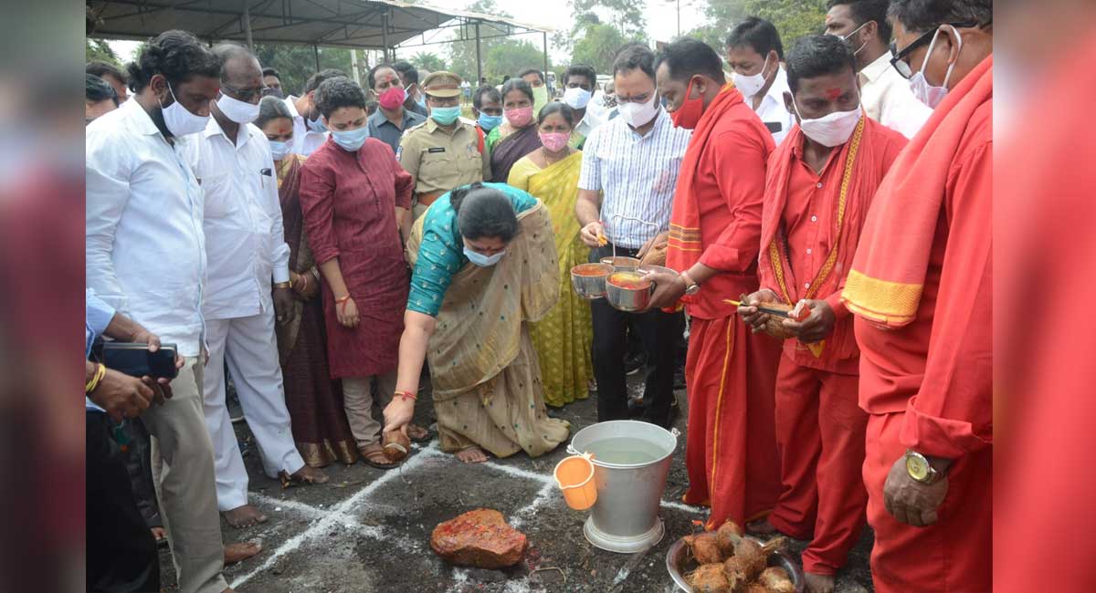 ‘Taking steps for development of Pagididdaraju, Musalamma temples’
