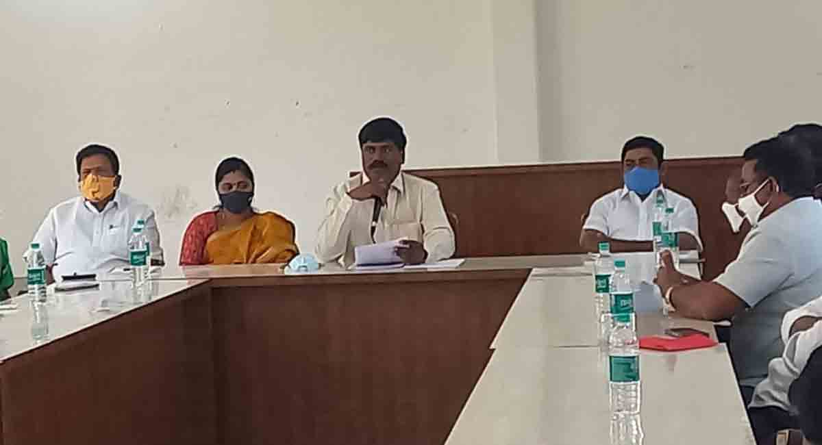Efforts on to identify Dalit Bandhu beneficiaries: Narsampet MLA