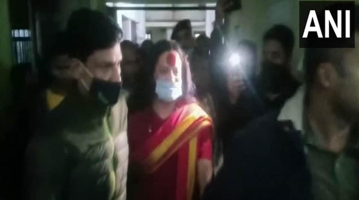 Maha Police takes custody of Kalicharan Maharaj in hate speech case