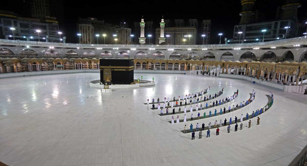 Pilgrim visits curtailed in Makkah as Covid cases surge in Saudi