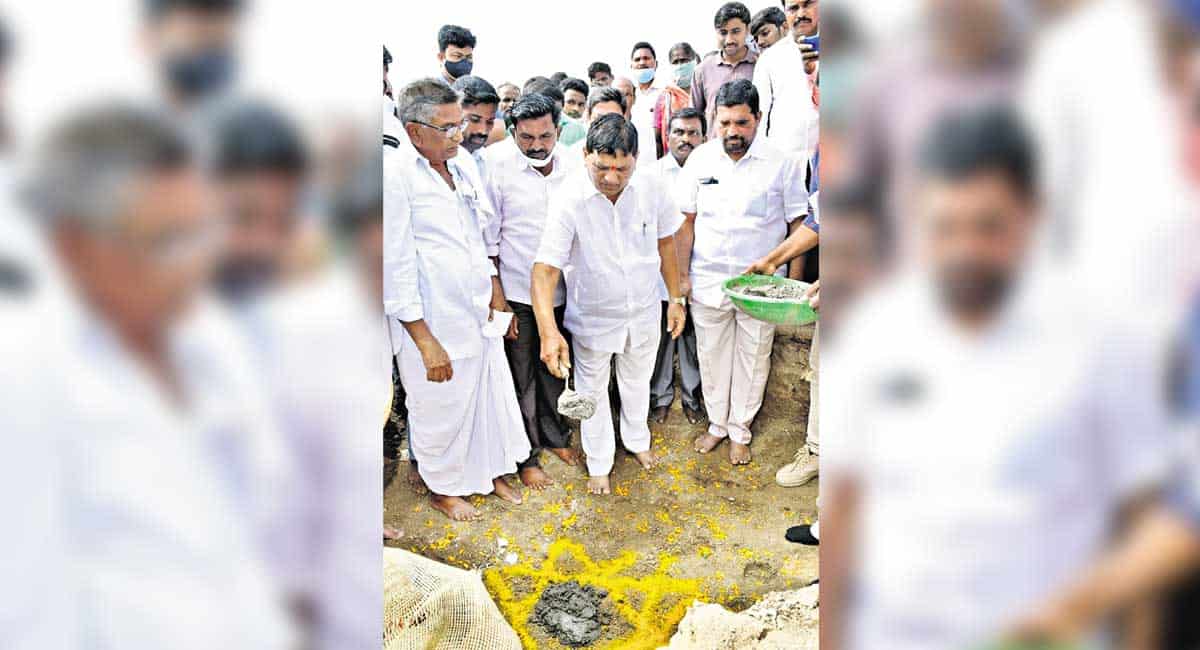 Telangana govt for makeover of towns: Miryalaguda MLA