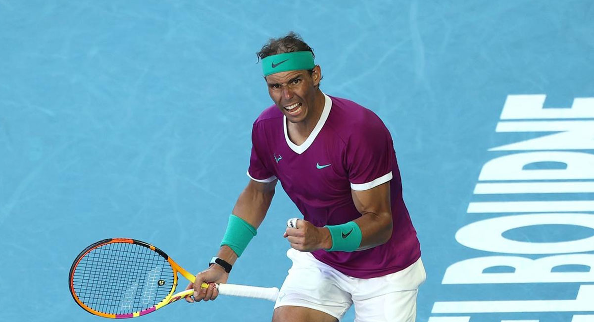 Australian Open: Rafael Nadal beats Denis Shapovalov to reach semis