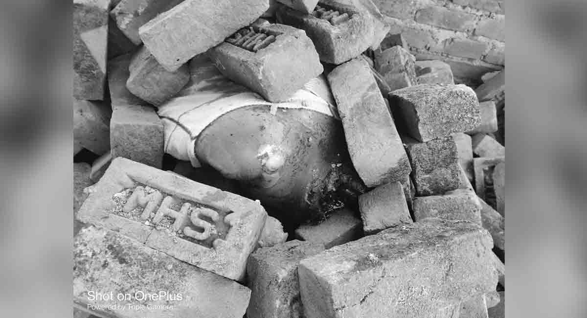 Nalgonda severed head case: Torso found in Turkayamjal