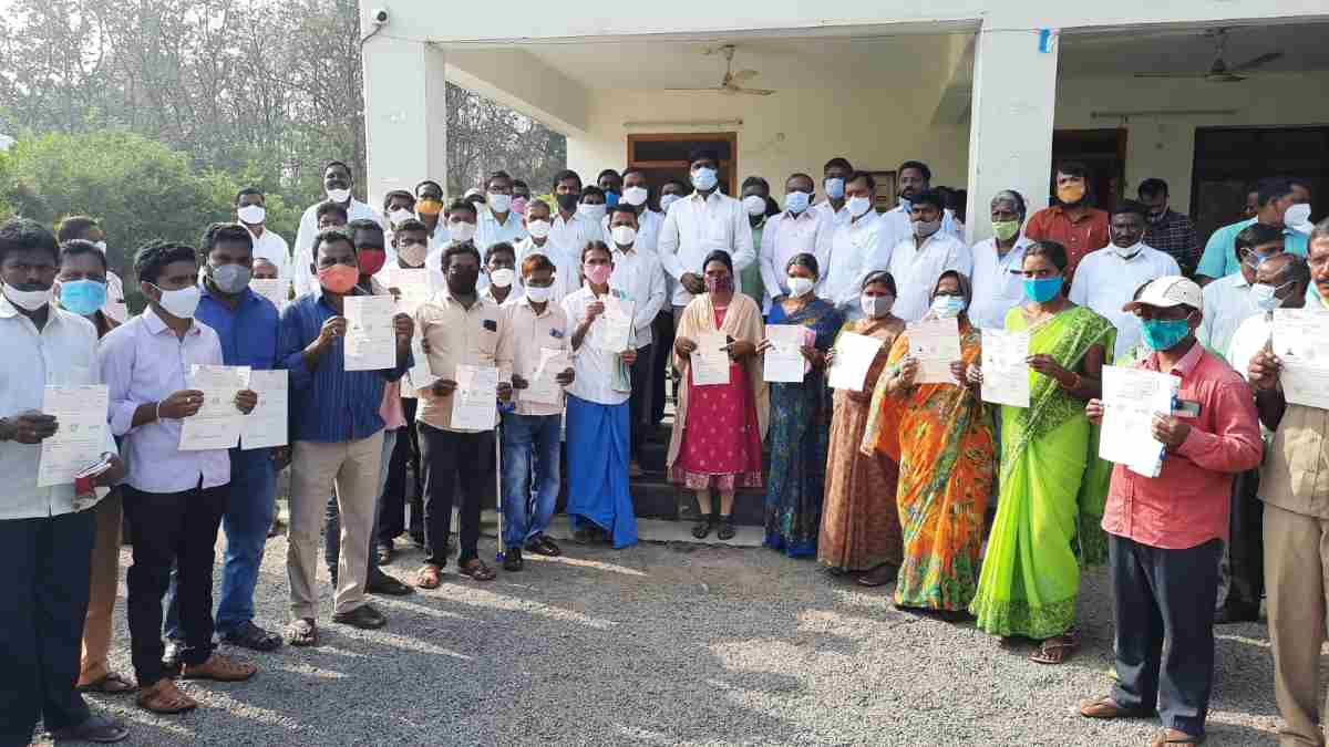 Narsampet: 50 beneficiaries receive CMRF cheques worth Rs 19 lakh