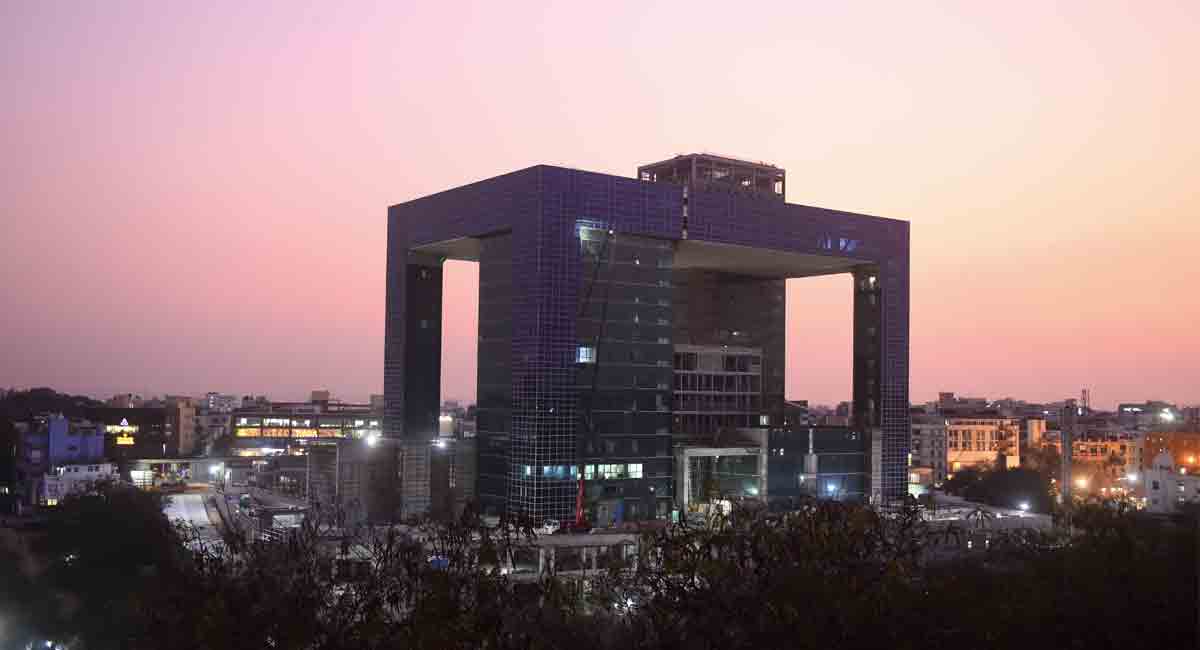 Speed up Command Control Centre works: Hyderabad CP