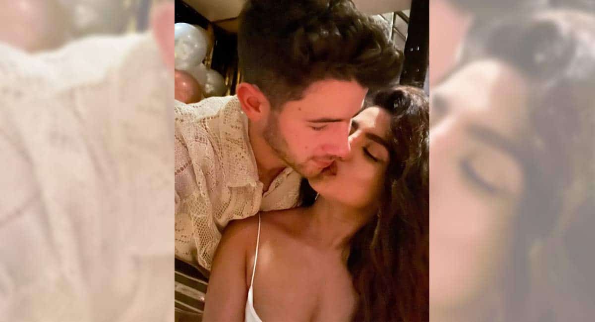 Priyanka Chopra, Nick step into 2022 with a romantic ‘New Year Kiss’