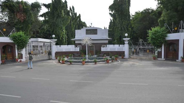 Hyderabad: Traffic curbs near Raj Bhavan for R-Day