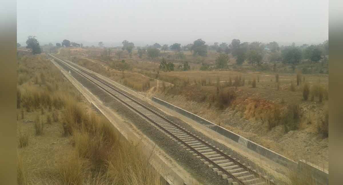 Complete Kothagudam-Sathupalli railway line by March: SCCL CMD