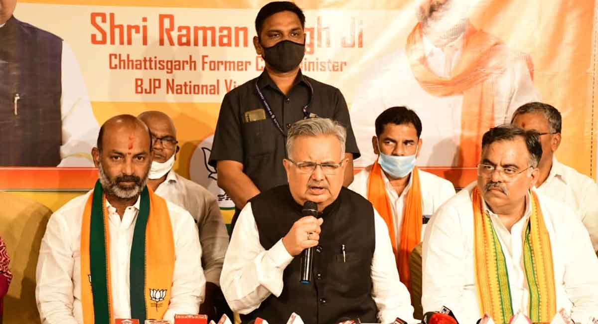 Suspend cops involved in Bandi’s camp office attack: Raman Singh