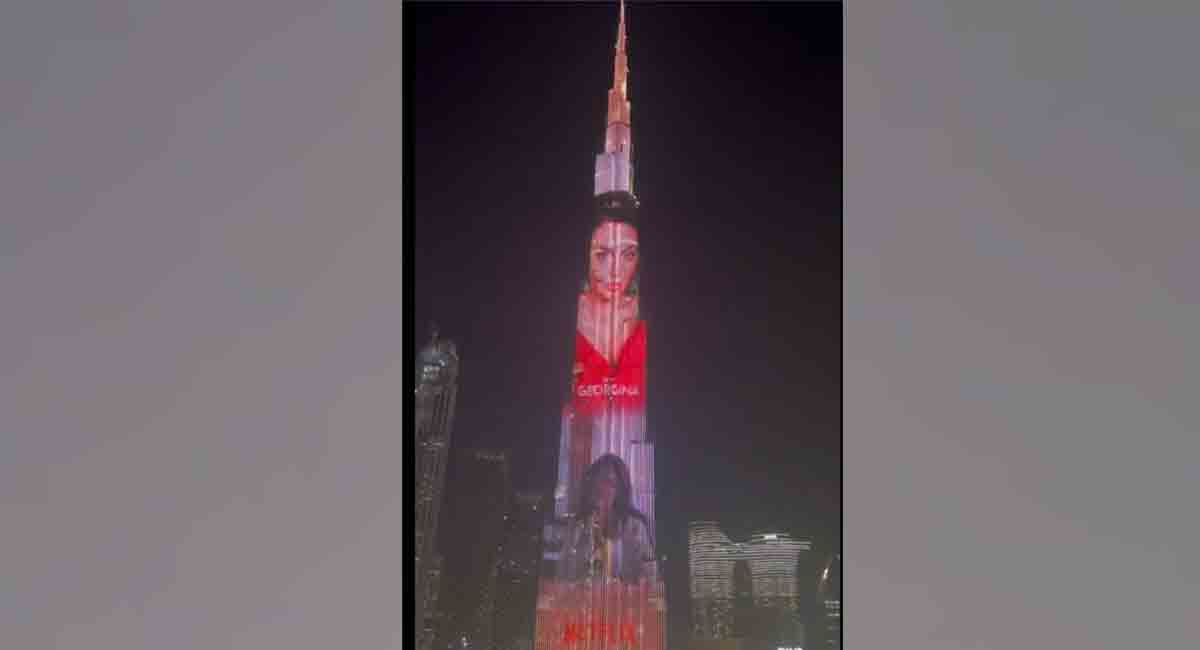 Ronaldo lights up Burj Khalifa on girlfriend’s birthday; spends 50,000 pounds