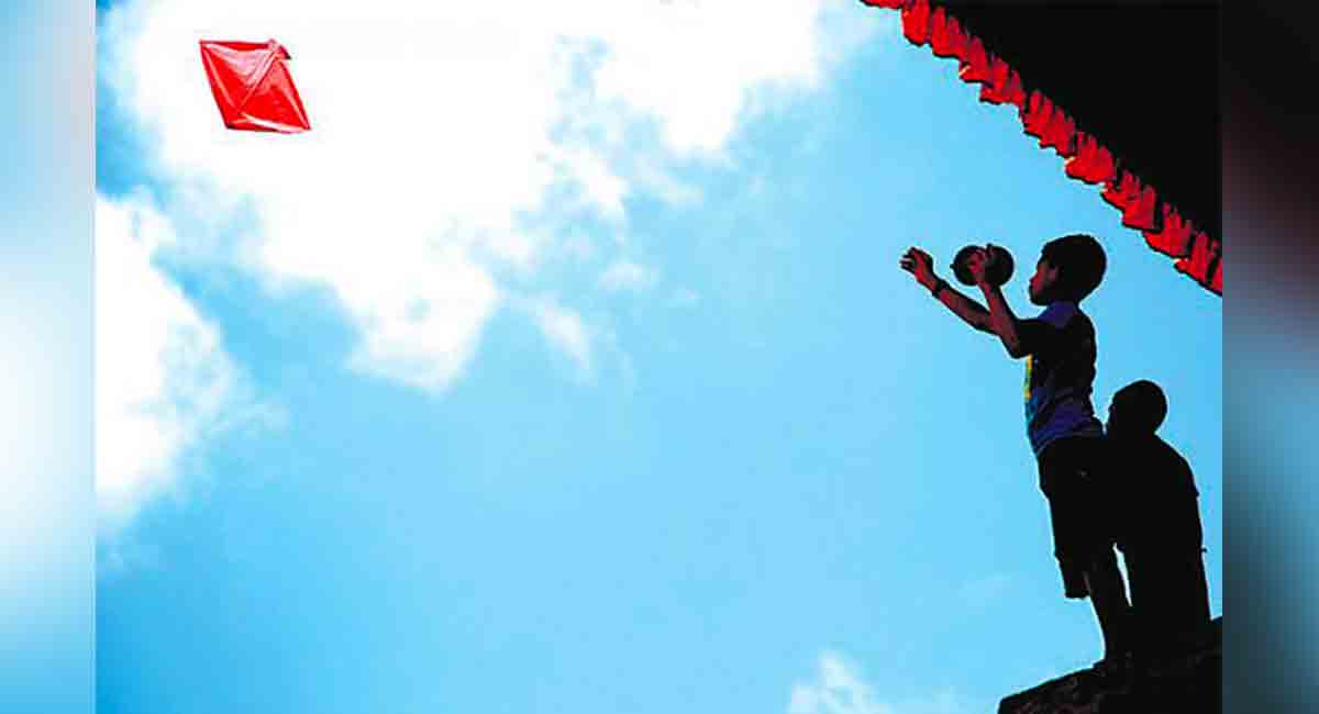 Boy electrocuted, two others injured while flying kites in Sangareddy