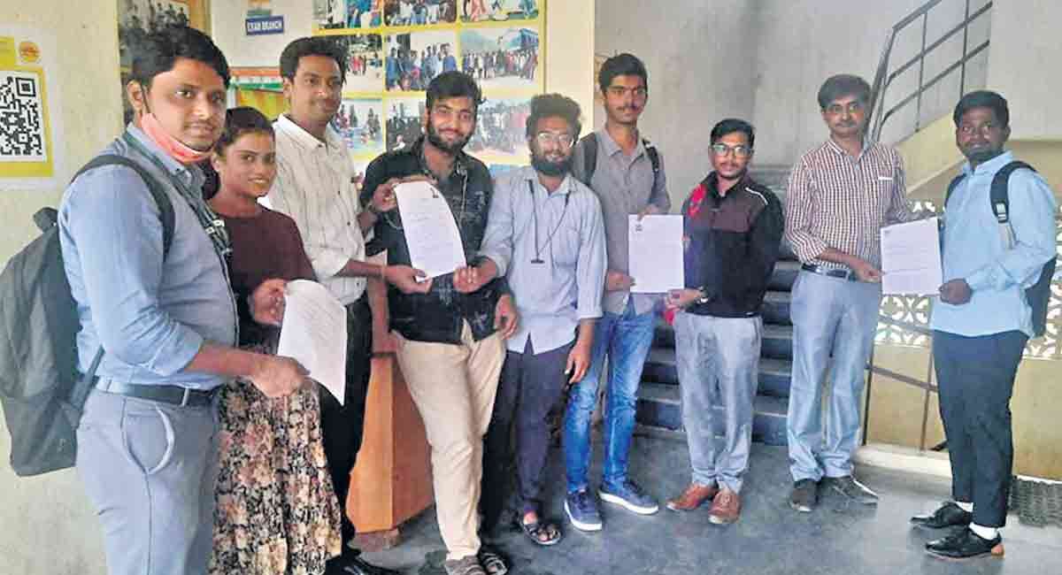 Warangal: 70 Sharvani Degree College students get campus placement