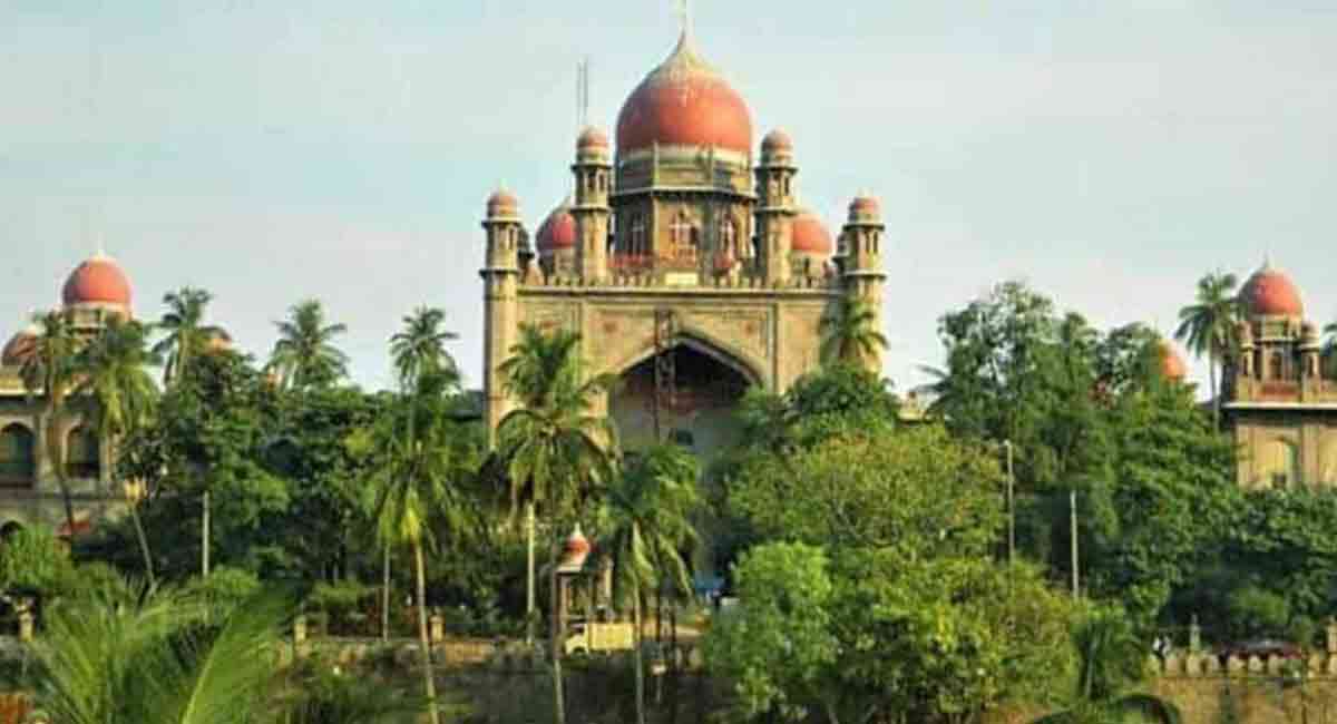 Telangana HC issues notice to govt on temple land