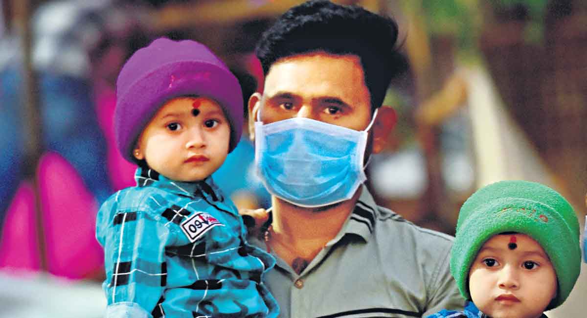 Hyderabad shivers as mercury drops further