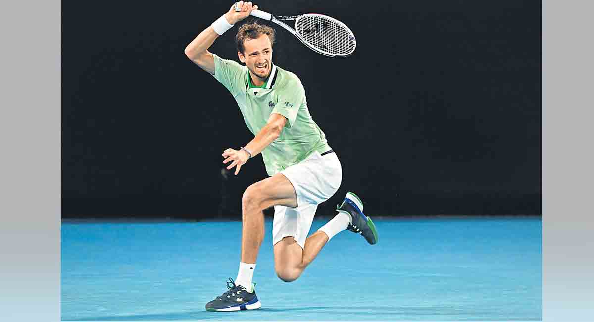 Medvedev overcomes Kyrgios at Australian Open