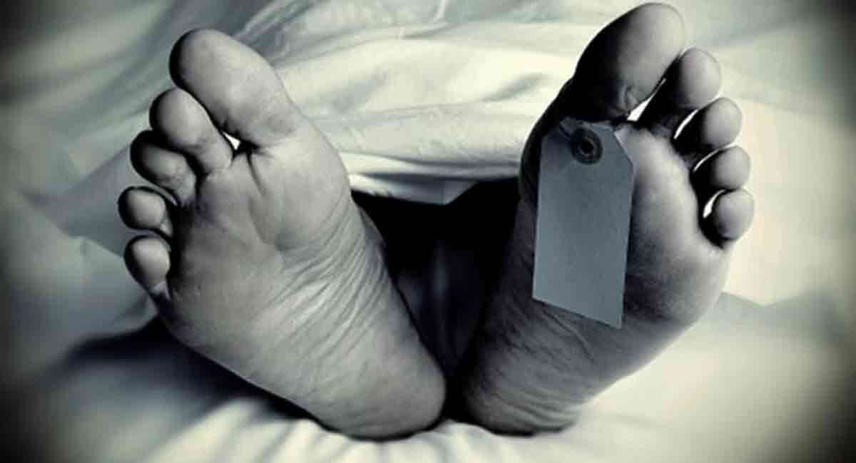 Mother, four kids found dead in Delhi