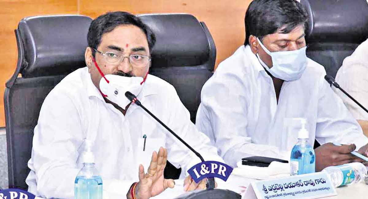 Farmers suffering losses due to hailstorm will be compensated: Errabelli