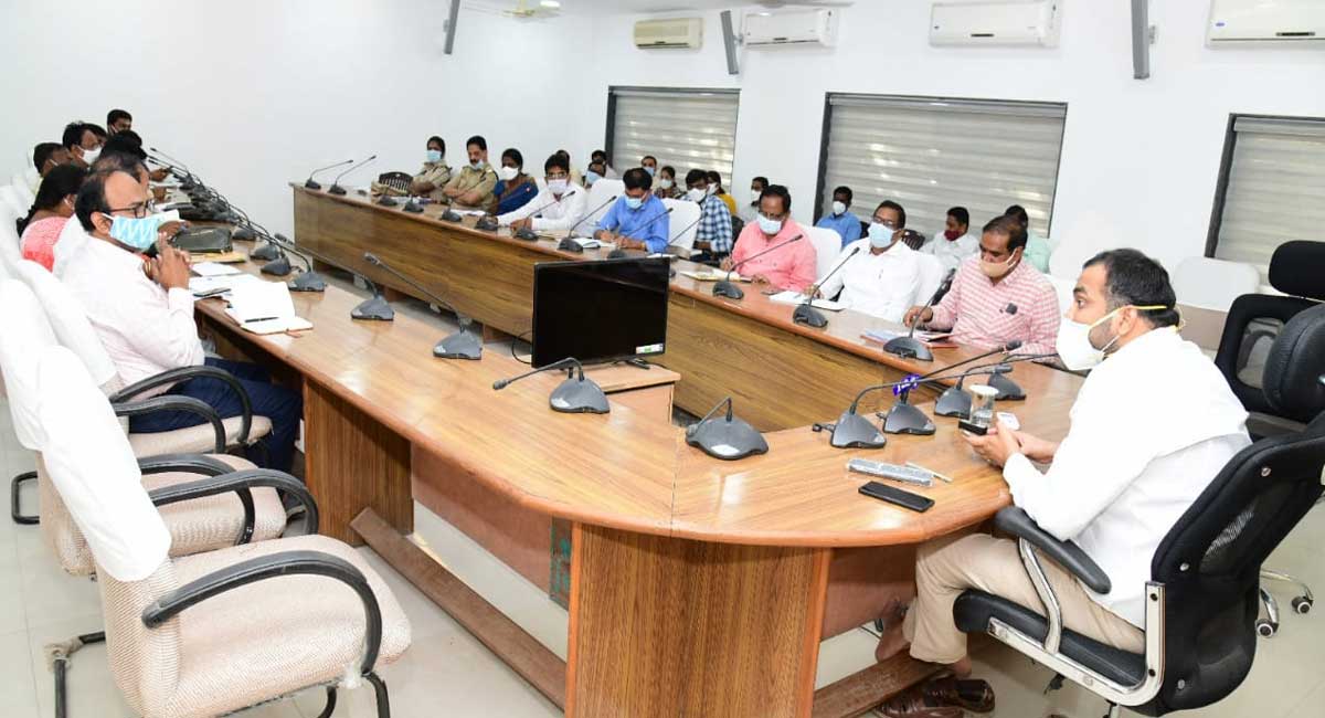 Top priority for dairy units under Dalit Bandhu scheme: Karimnagar Collector